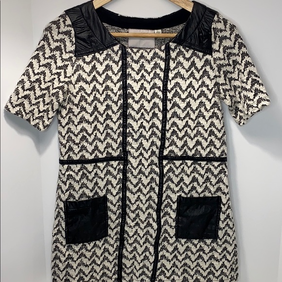 Herringbone “Leather” Sweater Tunic - Picture 9 of 9